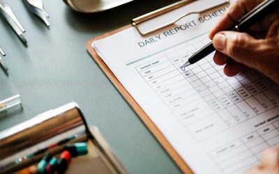 Como o checklist preventivo pode aprimorar o processo de manutenção?